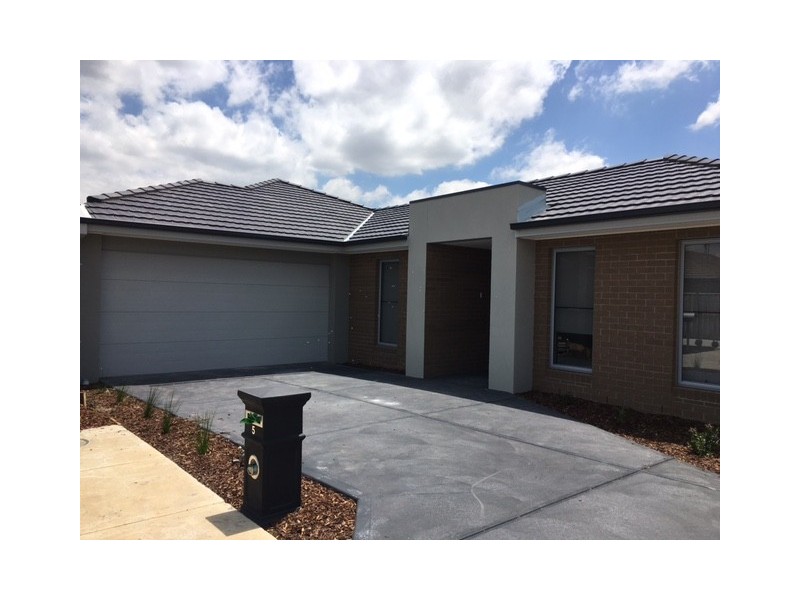5 Odyssey Place, Doreen VIC 3754