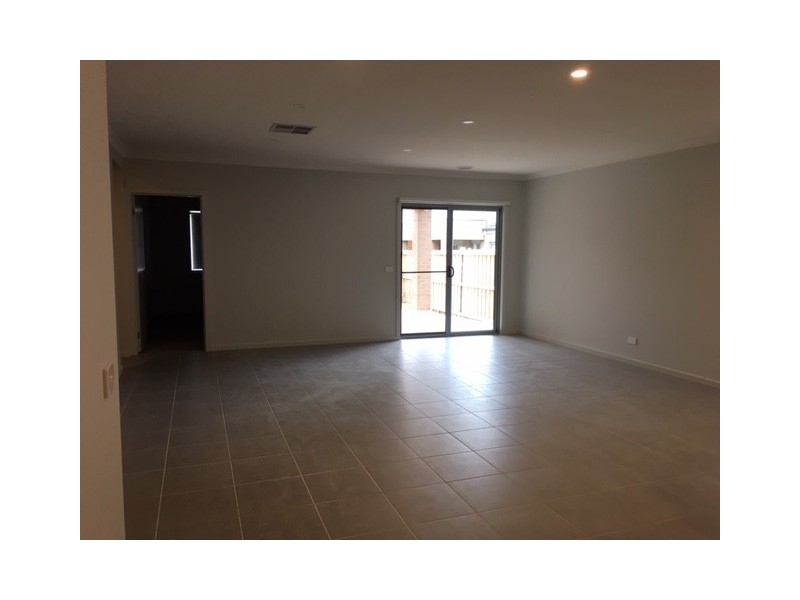 5 Odyssey Place, Doreen VIC 3754