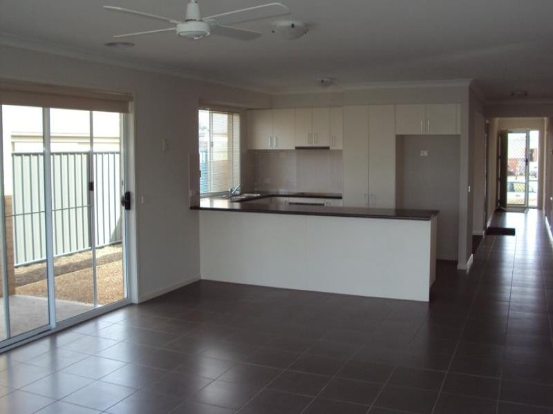 16 Colby Lnk, Derrimut VIC 3030
