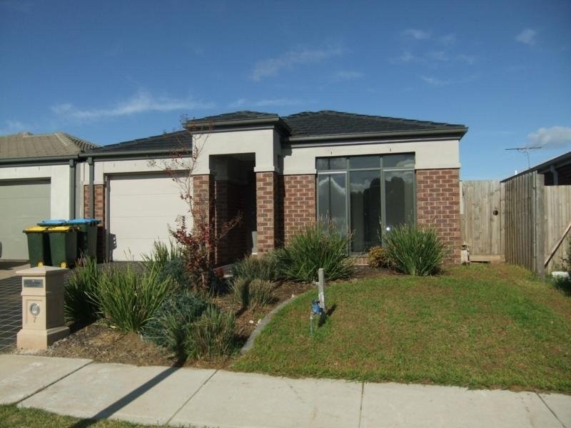 7 Dominion Terrace, Truganina VIC 3029