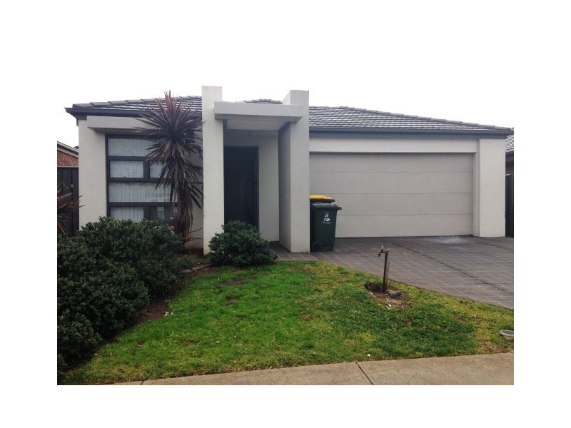 29 Bentley Drive, Deer Park VIC 3023