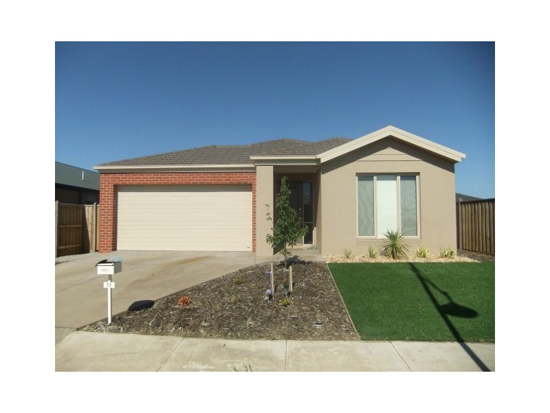 11 Elysian Place, Cranbourne West VIC 3977