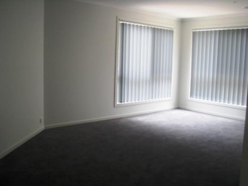 38 Pioneer Drive, Deer Park VIC 3023