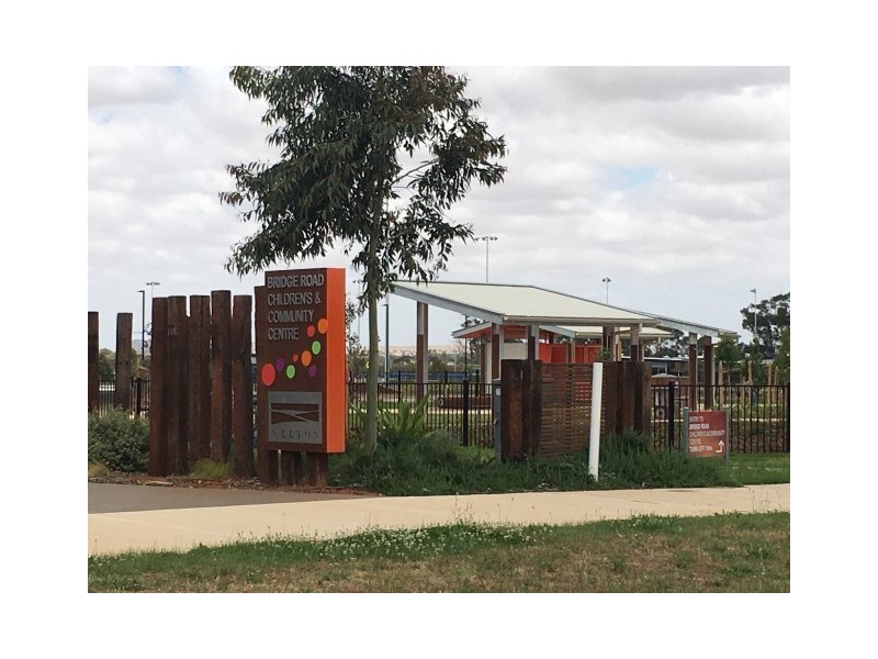 51 Marble Drive, Melton South VIC 3338