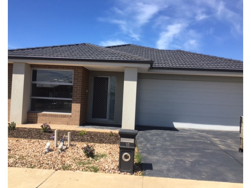 15 Cabane Circuit, Mount Duneed VIC 3216
