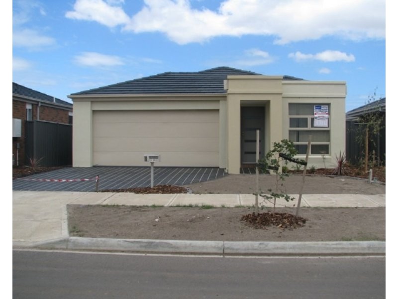 36 Pioneer Drive, Deer Park VIC 3023