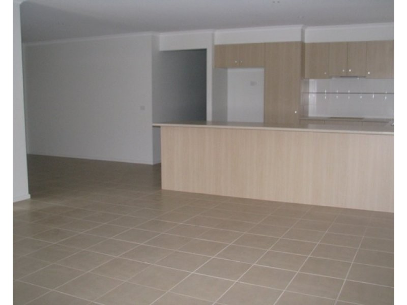 36 Pioneer Drive, Deer Park VIC 3023