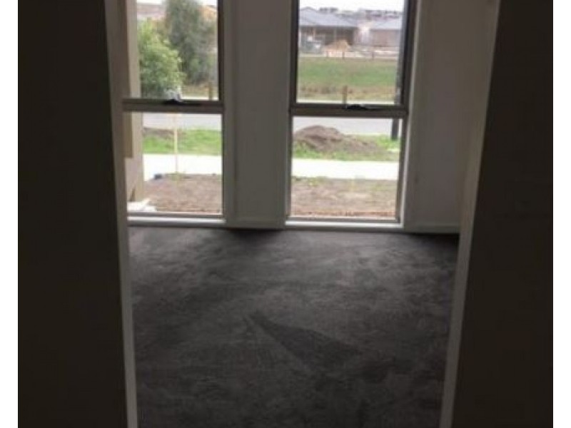 27 Hollaway Drive, Mernda VIC 3754