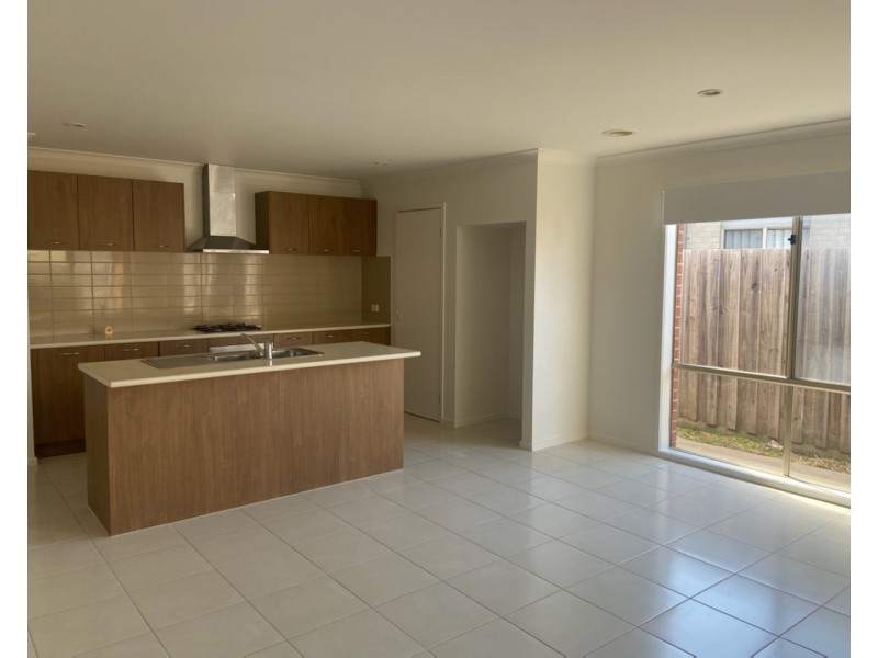 9 Endurance Street, Doreen VIC 3754