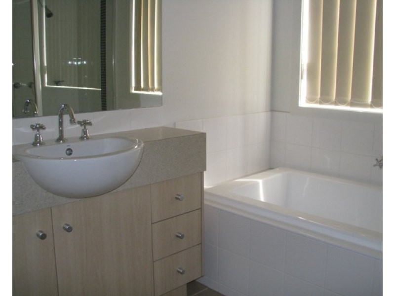 25 Pioneer Drive, Deer Park VIC 3023