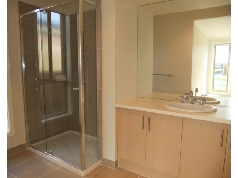 21 Botanical Drive, Truganina VIC 3029