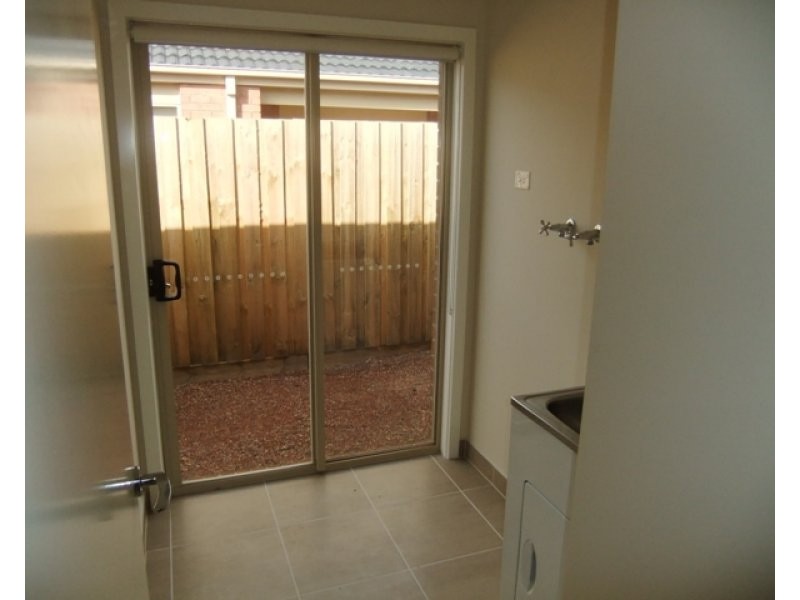 21 Botanical Drive, Truganina VIC 3029