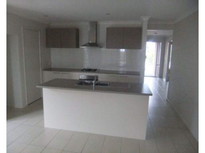 5 Tusmore Road, Point Cook VIC 3030