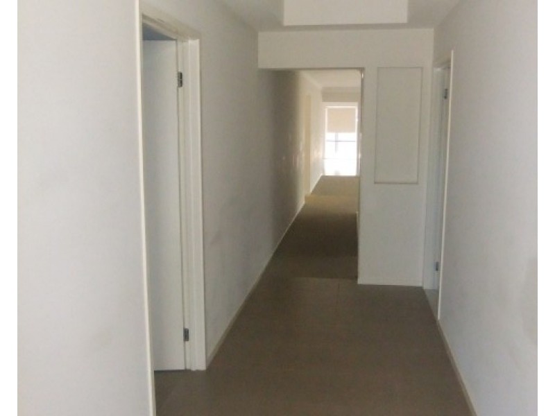 4 Aston Glade, Derrimut VIC 3030