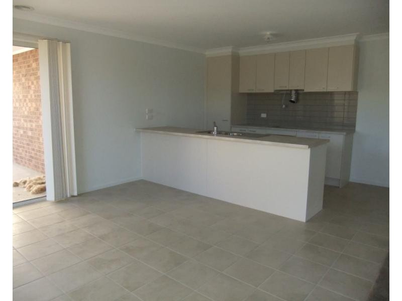 5 Chard Place, Sunbury VIC 3429