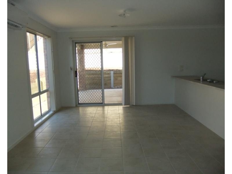 5 Chard Place, Sunbury VIC 3429