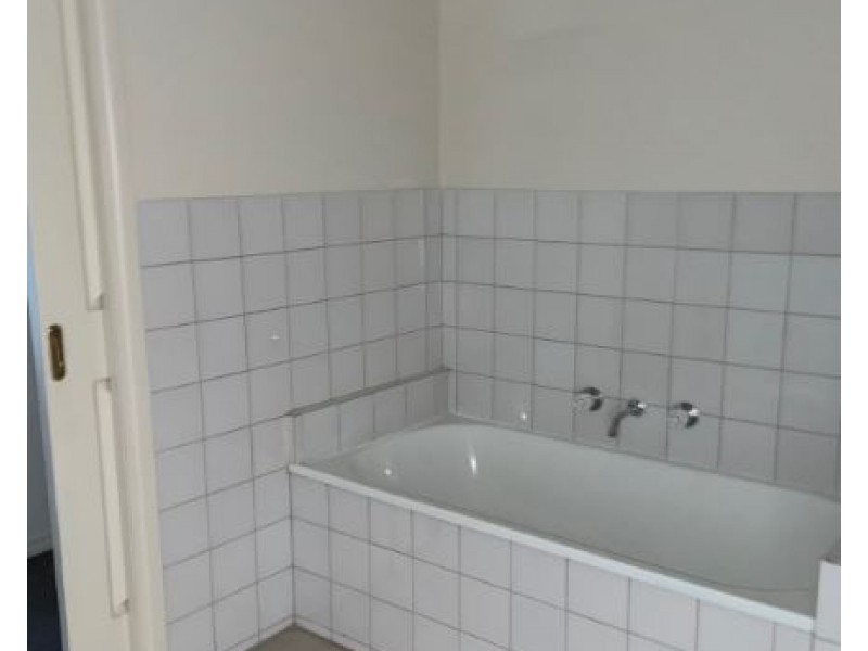 3/68-92 Mckimmes Road Road, Lalor VIC 3075