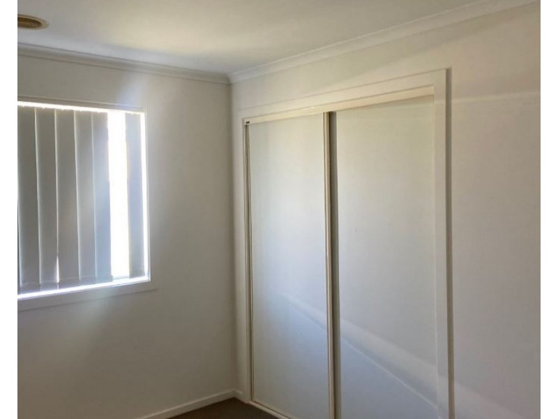 5 Mallard Close, Williams Landing VIC 3027