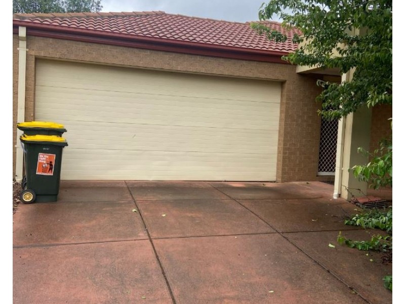 5 Mallard Close, Williams Landing VIC 3027