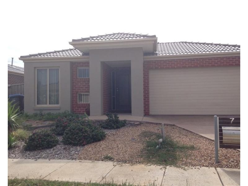 7 Tusmore Road, Point Cook VIC 3030