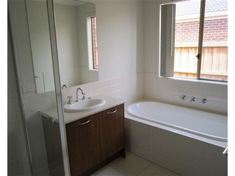 7 Tusmore Road, Point Cook VIC 3030