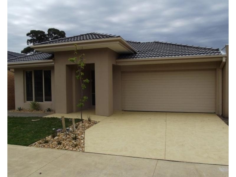 44 Warrego Circuit, Sandhurst VIC 3977