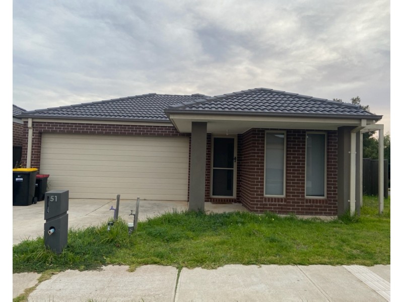 51 Marble Drive, Melton South VIC 3338