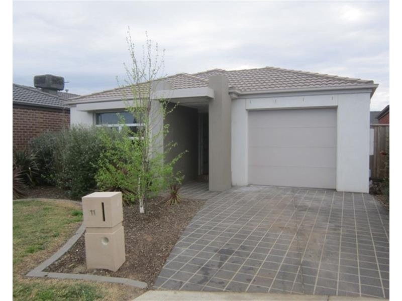 11 Alice Way, Tarneit VIC 3029