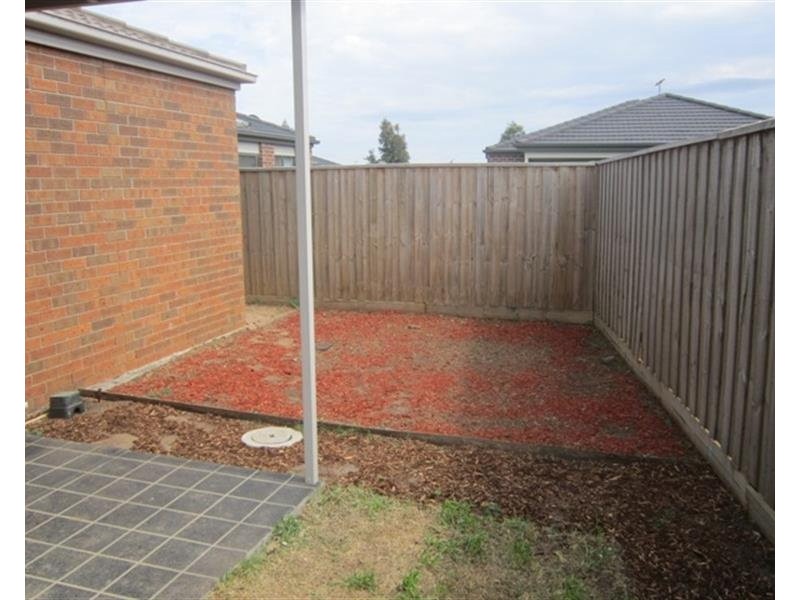 11 Alice Way, Tarneit VIC 3029