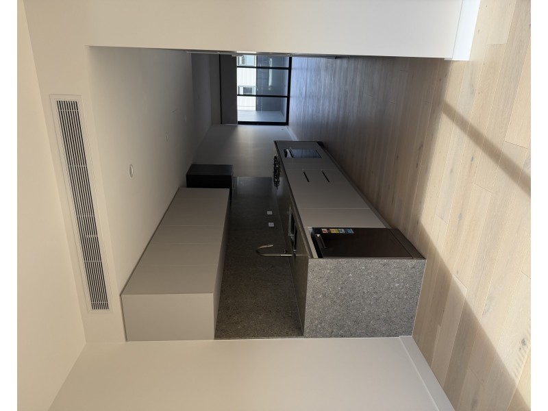 3 Village Walk Walk, South Kingsville VIC 3015