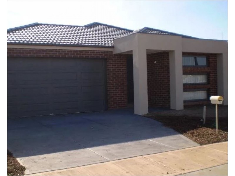 50 Fantail Crescent, Williams Landing VIC 3027