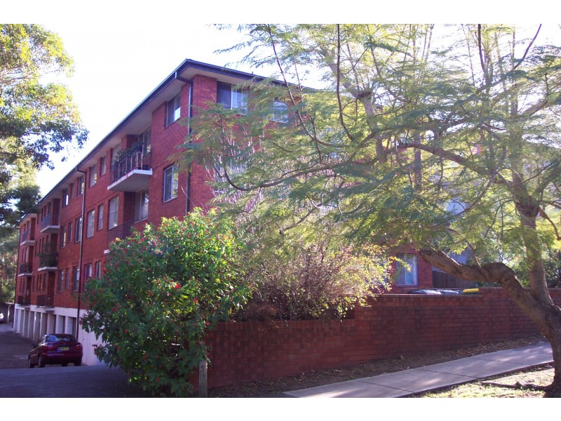 8/4 Union Street, Meadowbank NSW 2114