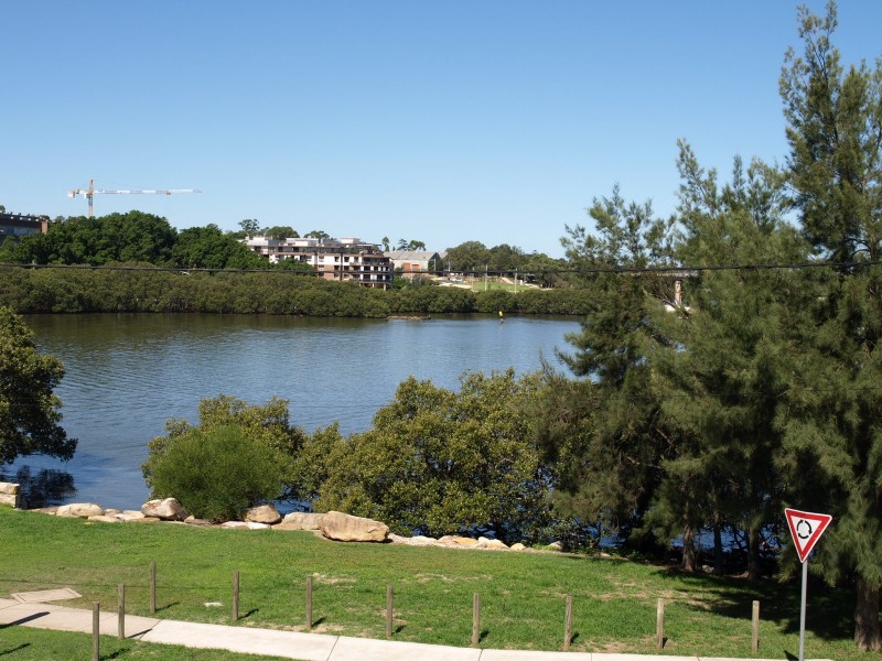 9/143 Bowden Street, Meadowbank NSW 2114