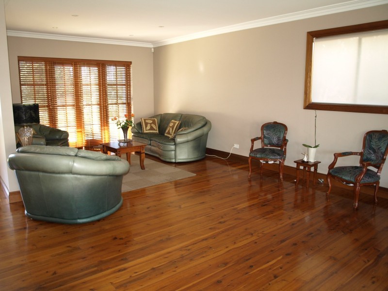 24 Lumsdaine Avenue, East Ryde NSW 2113