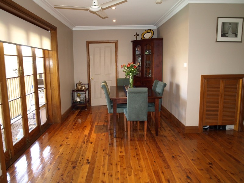 24 Lumsdaine Avenue, East Ryde NSW 2113