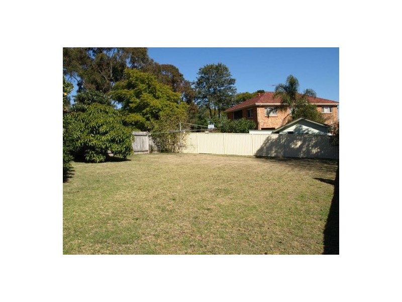 16 SMALL, Putney NSW 2112