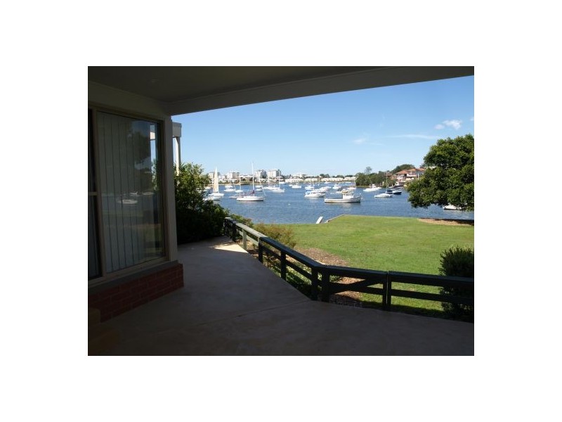 13 / 3-5 Beach Street, Tennyson Point NSW 2111