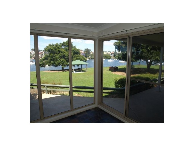 13 / 3-5 Beach Street, Tennyson Point NSW 2111