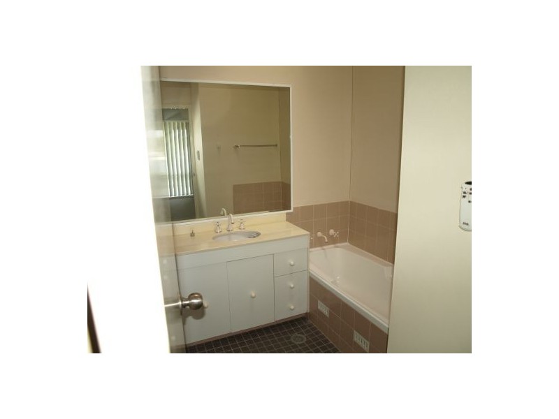 13 / 3-5 Beach Street, Tennyson Point NSW 2111