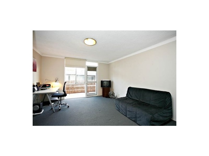 18/19 Meadow Crescent, Meadowbank NSW 2114