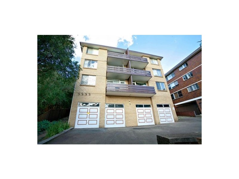 18/19 Meadow Crescent, Meadowbank NSW 2114