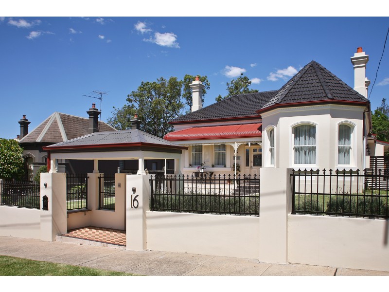 16 Woodward Ave, Strathfield NSW 2135