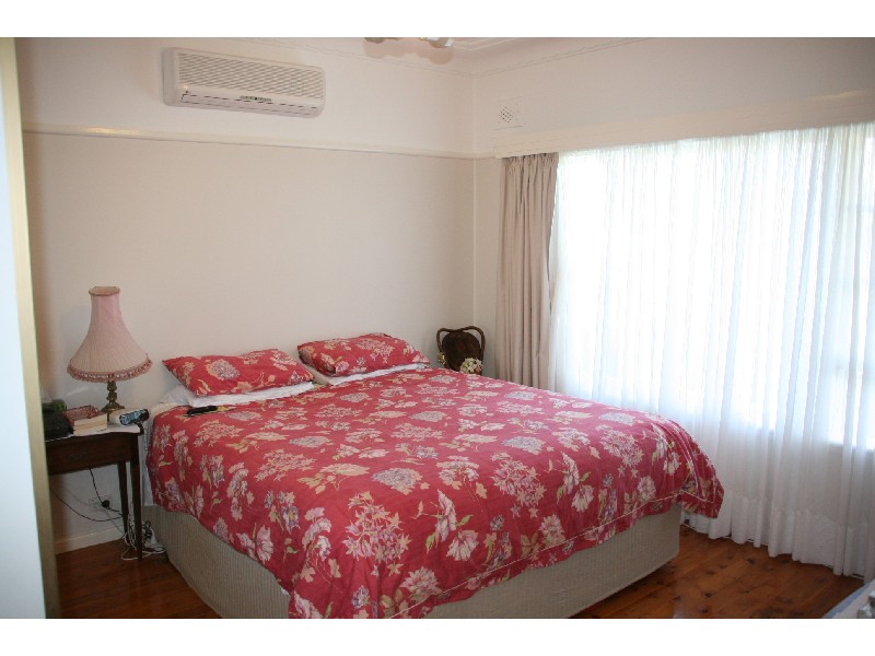 19a View Street, Miranda NSW 2228