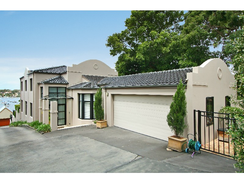 692 Port Hacking Road, Dolans Bay NSW 2229