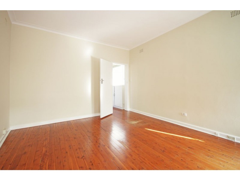 5/3 Trelawney Street, Woollahra NSW 2025