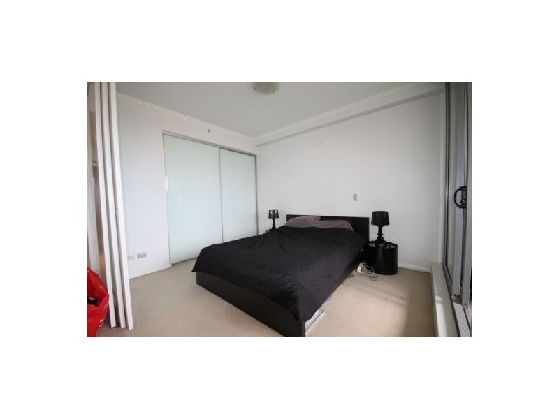 802/80 Ebley Street, Bondi Junction NSW 2022