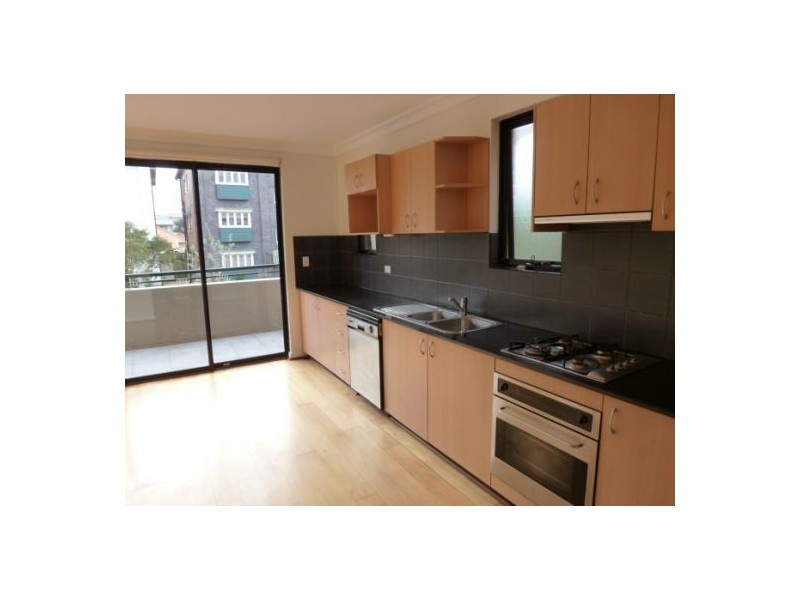 4/32 Beach Road, Bondi Beach NSW 2026