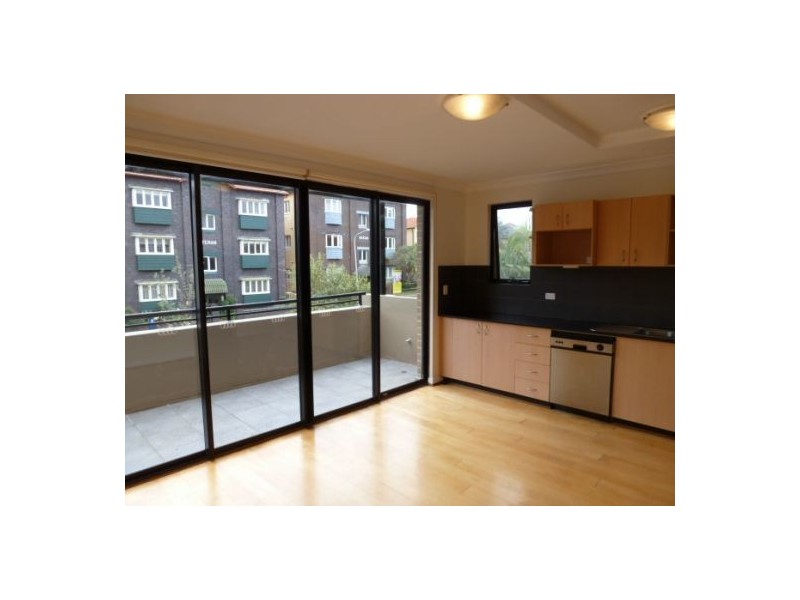 4/32 Beach Road, Bondi Beach NSW 2026