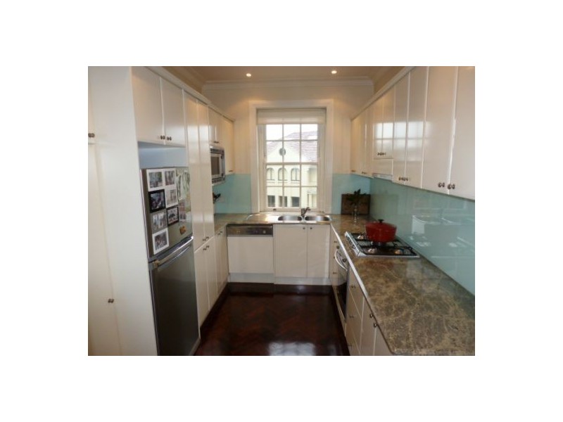 4/4 Gladswood Gardens, Double Bay NSW 2028