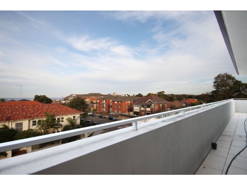 10/118-120 Mount Street, Coogee NSW 2034